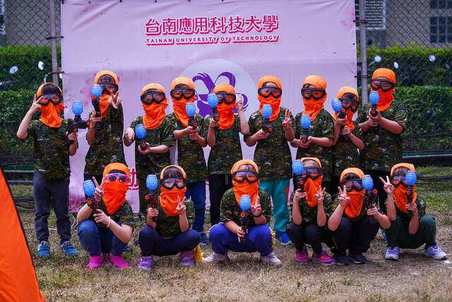 高雄台南最安全及專業水彈活動場地就在台南應用科技大學漆彈場-（熊麻吉活動團隊）台南傑尼爾富農幼兒園水彈戶外教學成長營