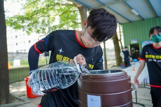 茶桶隨時補充：台南承豐教育學苑（安親班）歡樂水彈戶外夏令營～高雄台南安親班戶外教學（冬令營）值得信賴團隊～熊麻吉活動團隊