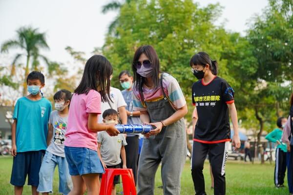 罐罐相連趣味競賽：屏東財稅局舉辦之親子活動（千禧公園）