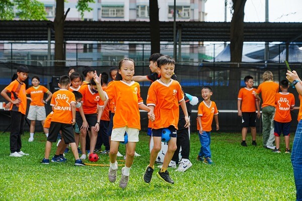 不同運動與競賽培養孩童榮譽與合作精神：台灣水彈活動場地唯一提供免費團康活動及趣味競賽商家（台南長頸鹿美語歸仁分校多元水彈戶外教學）