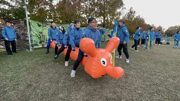 在陸上行舟趣味競賽中我們是全台最專業與安全活動帶領商家（奧齒泰公司活動）