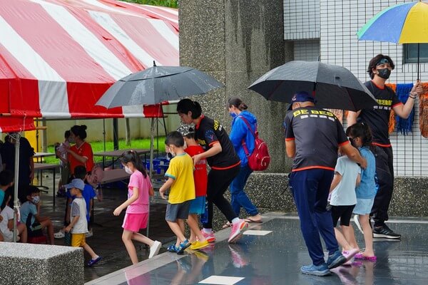即使下雨我們也做好服務與準備（公開就是專業最佳證明方式）