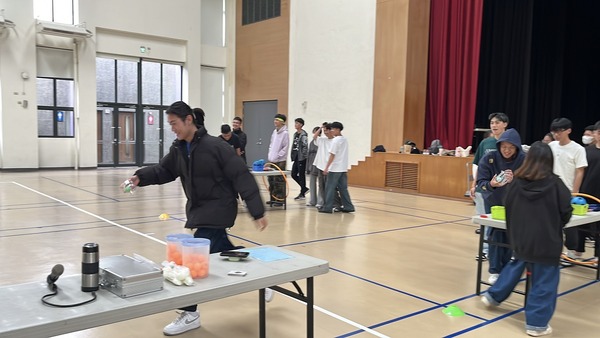天旋地轉團康遊戲（由熊老師於南應大運休系學生體驗）