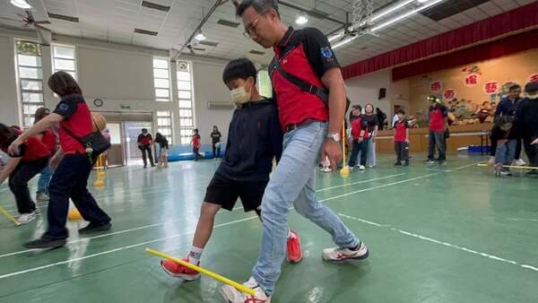 戶外或室內均適合之遊戲：有你有我趣味競賽