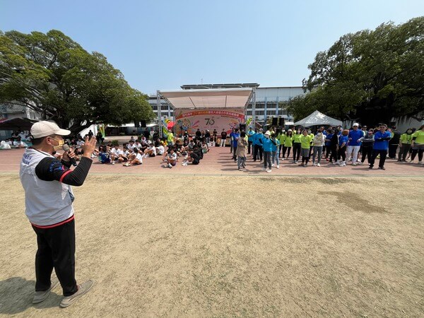 領隊熊教練親自主持與說明比賽規則講解及示範