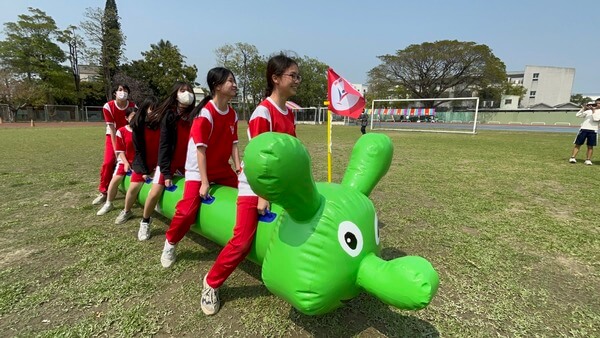 由熊麻吉活動團隊帶領各項趣味競賽就是安全與開心最佳寫照
