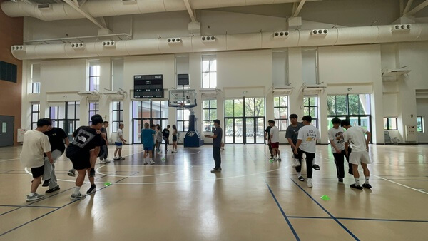 舉手頭足趣味競賽：南應大運休系學生（簡易版）