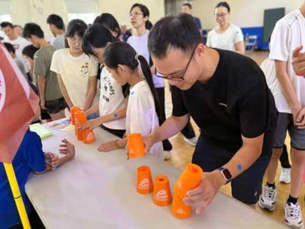 眼明手快團康遊戲（台中成功大學校友會家庭日親子活動）