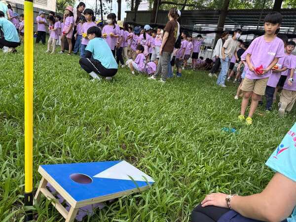 投擲高手團康遊戲：六組一次同時進行（放學趣戶外教學）