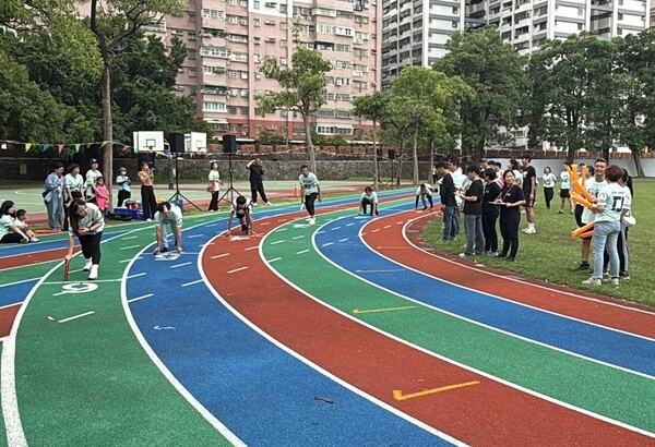 泰洲營造家庭日活動及運動會~大隊接力