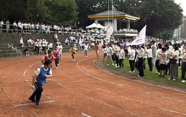 大隊接力起跑（馬偕醫院企業運動會）一次五組競賽