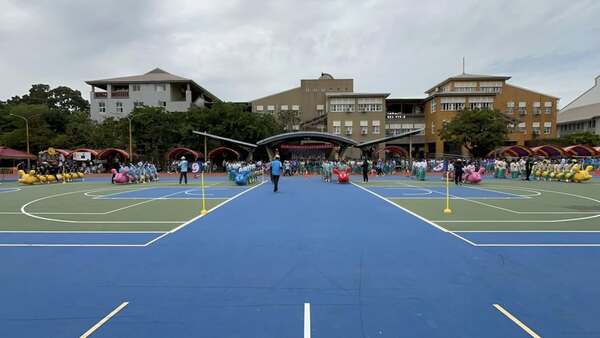 熊麻吉活動團隊是全台唯一進入校園帶領趣味競賽商家 熊麻吉活動團隊是全台唯一進入校園帶領趣味競賽商家