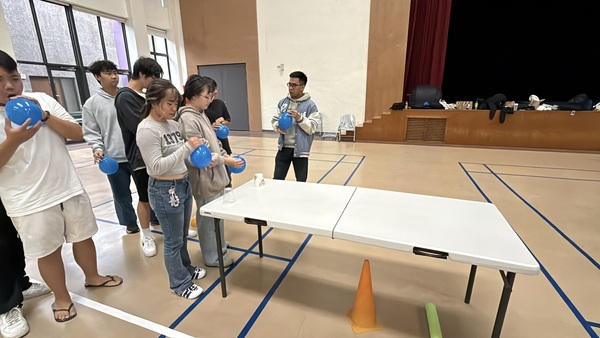 競賽臉紅氣喘團康遊戲：台南應用科技大學運休系學生