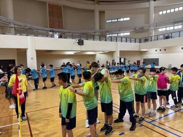 翻山越嶺團康活動(明誠小學校慶活動) 翻山越嶺團康活動(明誠小學校慶活動)