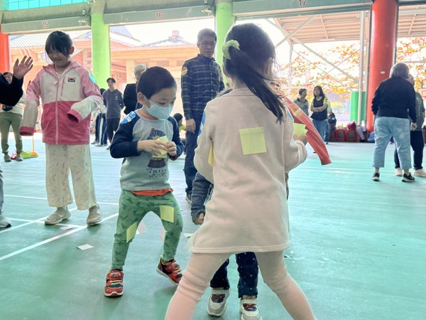 讓不同年齡孩童全身運動的遊戲：一塵不染團康遊戲