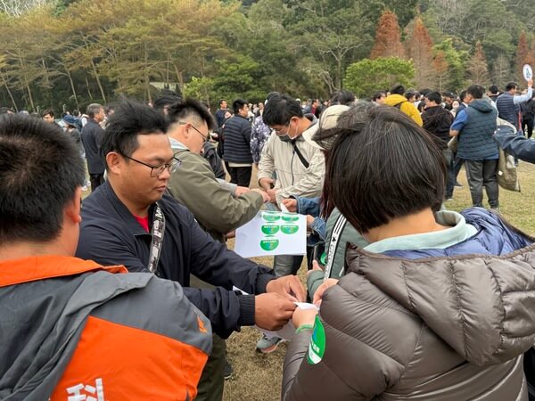 我們免費客制化設計及提供臂章貼紙做為分組之識別(全台首創及唯一) 我們免費客制化設計及提供臂章貼紙做為分組之識別(全台首創及唯一)