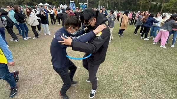 牽腸掛肚趣味競賽:台數科&鑫傳|尾牙活動(一次十組同時競賽) 牽腸掛肚趣味競賽:台數科&鑫傳|尾牙活動(一次十組同時競賽)