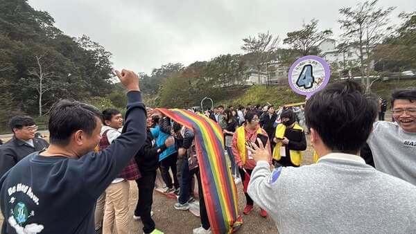 時來運轉趣味競賽:用熱情與歡呼為隊員一起加油 時來運轉趣味競賽:用熱情與歡呼為隊員一起加油