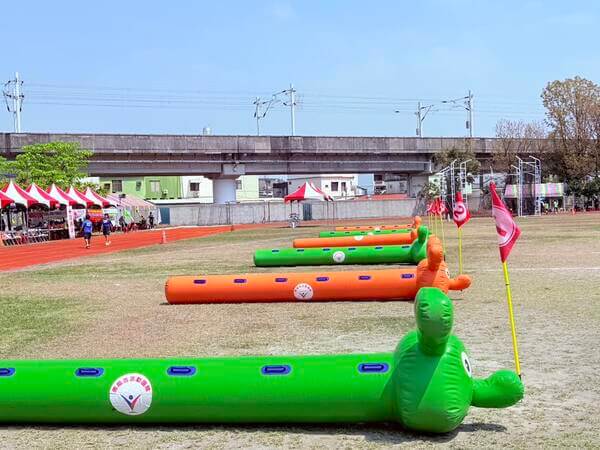 全台唯一客製化毛毛蟲及最安全場地佈置