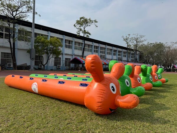 我們每隻毛毛蟲中間都有專屬公司標誌(全台唯一客製化) 我們每隻毛毛蟲中間都有專屬公司標誌(全台唯一客製化)