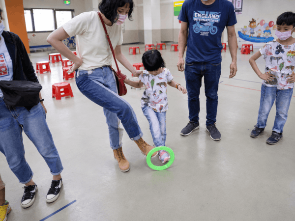 金雞獨立團康遊戲(公司家庭日) 金雞獨立團康遊戲(公司家庭日)