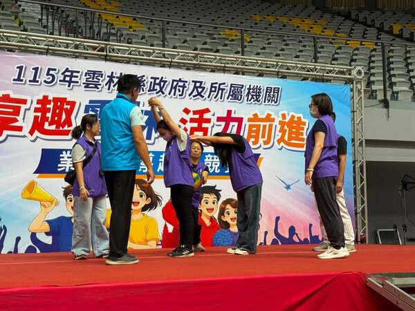 每項競賽無須委外帶領,熊教練均可親自講解比賽規則及技巧 每項競賽無須委外帶領,熊教練均可親自講解比賽規則及技巧